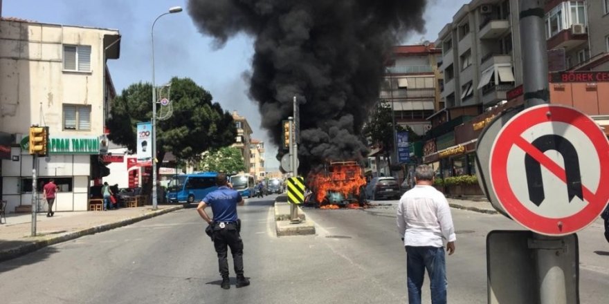 Maltepe’de minibüs yangını