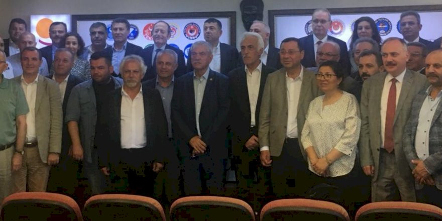 CHP EKONOMİ POLİTİKALARI GENEL BAŞKAN YARDIMCISI VE PARTİ SÖZCÜSÜ FAİK ÖZTRAK’IN BAŞKANLIĞINDAKİ CHP EKONOMİ MASASI, İSTANBUL’DA TÜRK-İŞ BÖLGE TEMSİLCİLİĞİNİ ZİYARET ETTİ