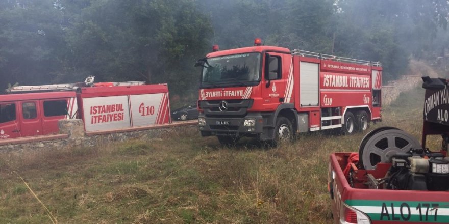 Çekmeköy’de felçli vatandaşın orman içindeki barakası yandı