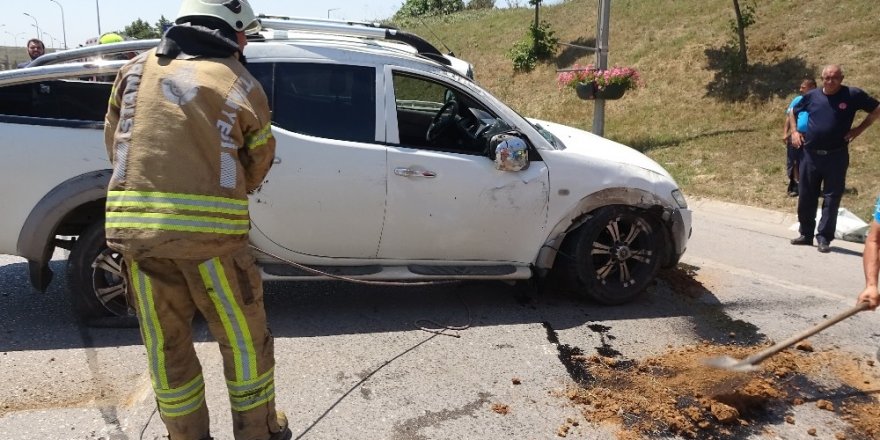 Pendik’te kontrolden çıkan araç takla attı: 1 yaralı