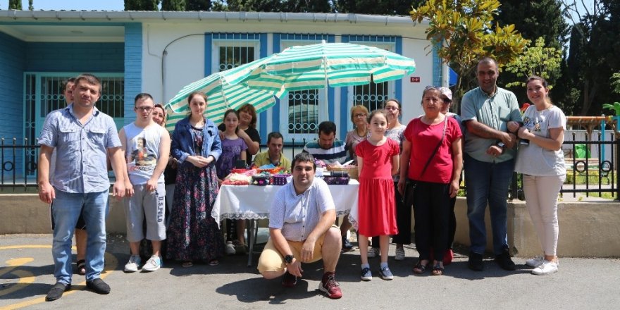 Maltepe’de engelliler üretip kazanıyorlar