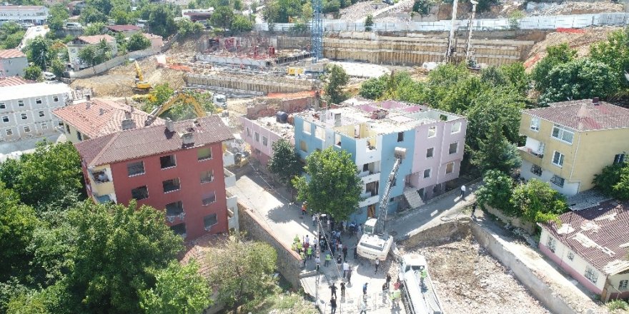 Üsküdar’da Riskli Binaların Yıkımı Havadan Görüntülendi