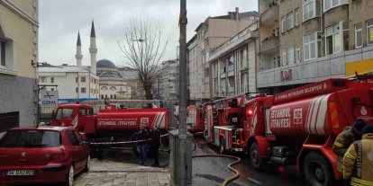 KÜÇÜKÇEKMECE’DE TEKSTİL ATÖLYESİNDE KORKUTAN YANGIN