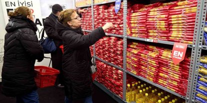 ŞİŞLİ BELEDİYESİ’NİN "GEZİCİ KENT MARKET" ARACI YOLA ÇIKTI