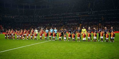 ZİRAAT TÜRKİYE KUPASI: GALATASARAY: 0 - BAŞAKŞEHİR: 0 (MAÇ DEVAM EDİYOR)