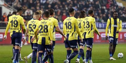 ZİRAAT TÜRKİYE KUPASI: KASIMPAŞA: 0 - FENERBAHÇE: 3 (İLK YARI)