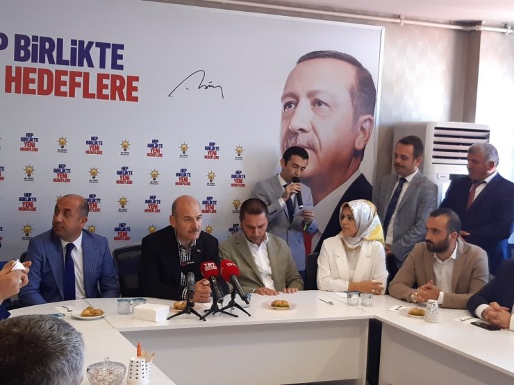 BAKAN SOYLU: "ALINAN TEDBİRLERLE TRAFİKTE ÖLÜMLER YÜZDE 32 AZALDI"