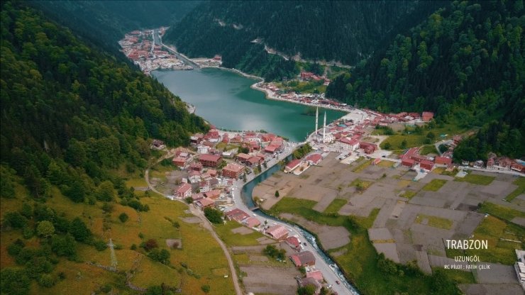 TÜRKİYE’Yİ DRONE’LERİ İLE TANITIYORLAR