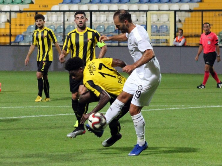 TFF 1. Lig: İstanbulspor: 2 - Altay: 2