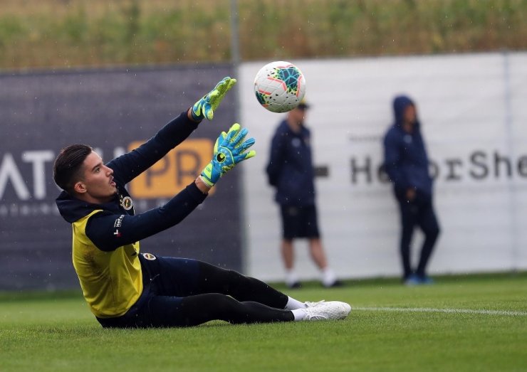 Altay Bayındır: Trabzonspor maçının atmosferi farklı olacak