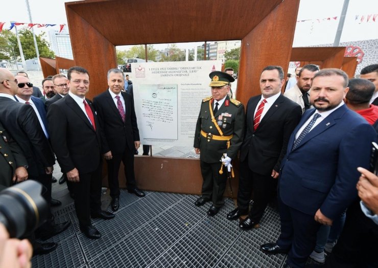 Taksim Meydanı’nda ’Zafer Haftası Sergisi’ açıldı