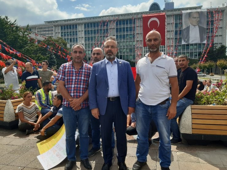 İşten çıkarılan İBB çalışanlarının bekleyişi sürüyor