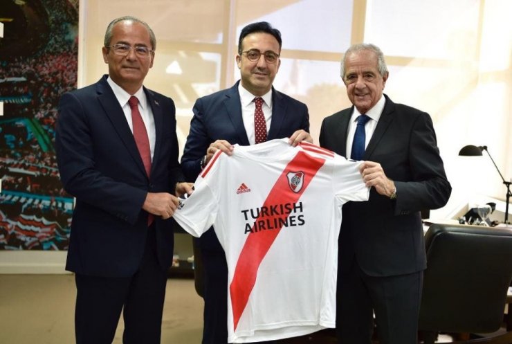 THY, River Plate sponsor oldu