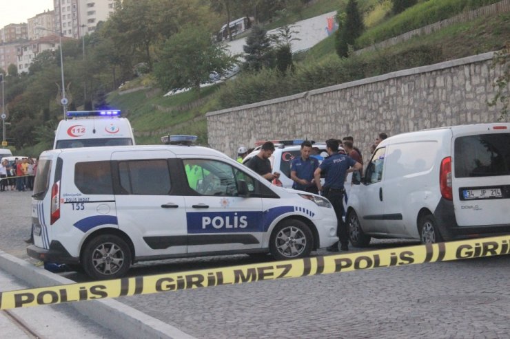 Kağıthane’de motosiklet ile otomobil çarpıştı: 1 ölü, 1 yaralı