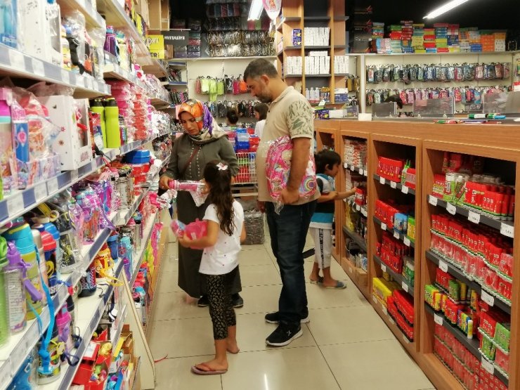 Okullar açılıyor, kokulu kırtasiye ürünlerine dikkat