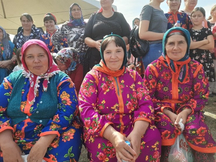 Makedonya Ravodiş’teki Yörük Festivali renkli geçti