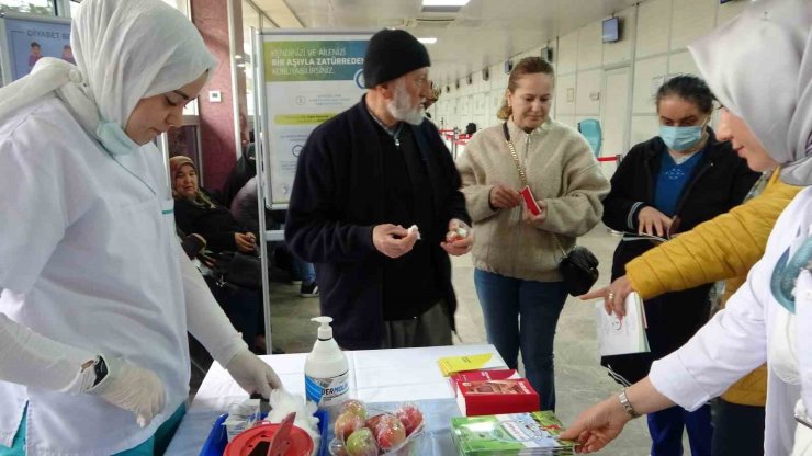 KOŞUYOLU HASTANESİ’NDE 14 KASIM DÜNYA DİYABET GÜNÜ ETKİNLİĞİ DÜZENLENDİ