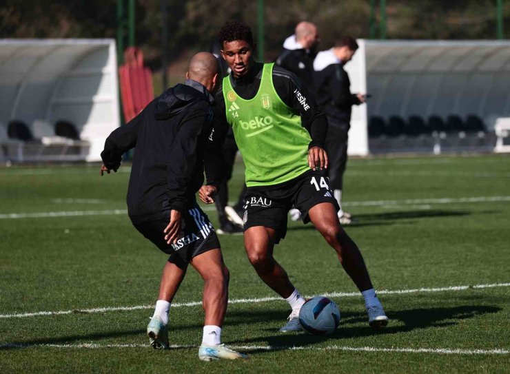 BEŞİKTAŞ, GÖZTEPE MAÇININ ÇALIŞMALARINI SÜRDÜRDÜ