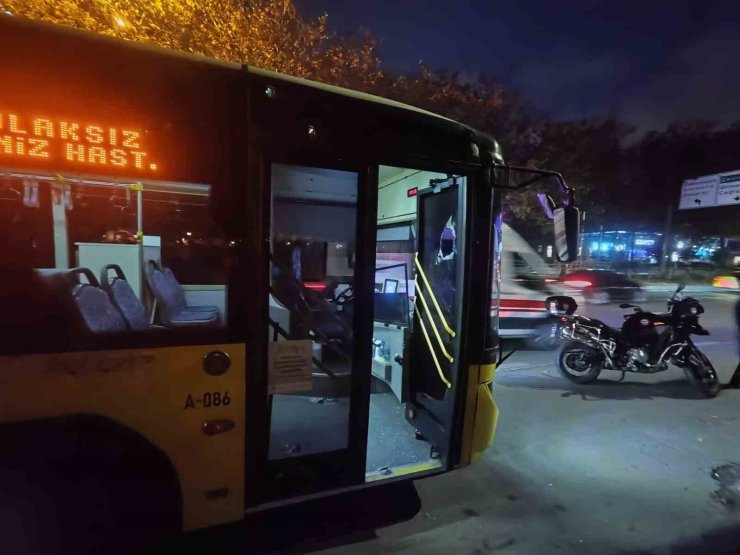 BEYOĞLU’NDA İETT ŞOFÖRÜNE KALDIRIM TAŞLI SALDIRI KAMERA