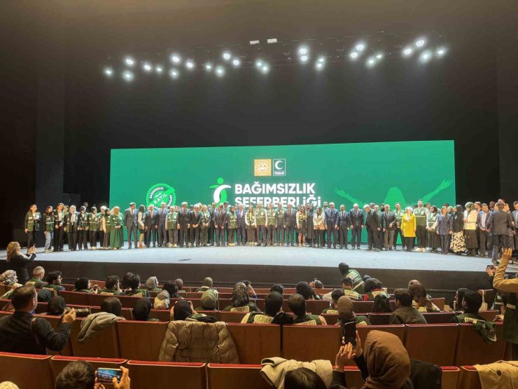 İÇİŞLERİ BAKANI ALİ YERLİKAYA: “TORBACISINDAN BARONUNA KADAR HEPSİNİN ENSESİNDEYİZ”