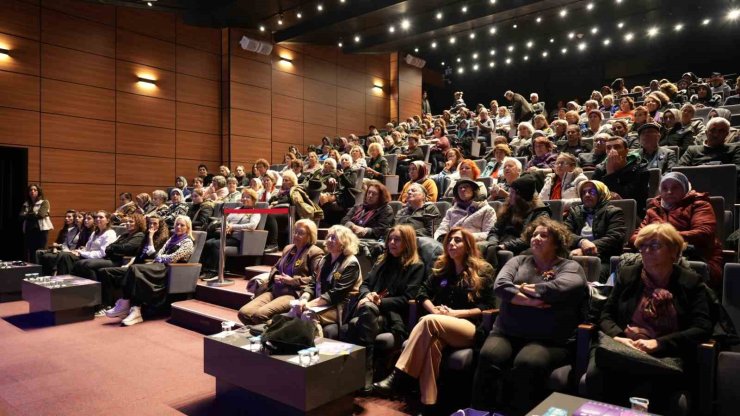 KENT YOKSULLUĞU VE KADIN SORUNLARI MALTEPE’DE MASAYA YATIRILDI