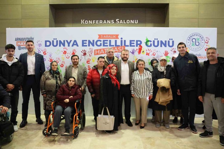 ARNAVUTKÖY’DE DÜNYA ENGELLİLER GÜNÜ NEDENİYLE ETKİNLİK DÜZENLEDİ