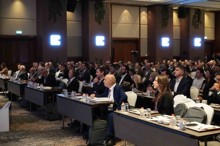 ’19’UNCU STEELORBİS ÇELİK’ KONFERANSI İSTANBUL’DA GERÇEKLEŞTİ