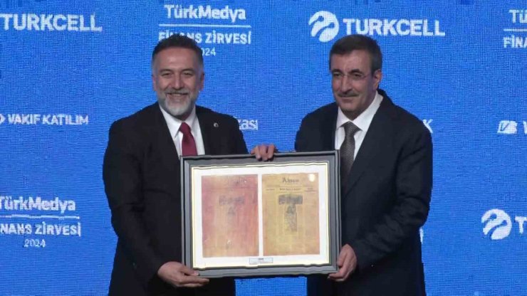 CUMHURBAŞKANI YARDIMCISI CEVDET YILMAZ: “ENFLASYONLA KARARLI BİR MÜCADELENİN İÇİNDEYİZ”