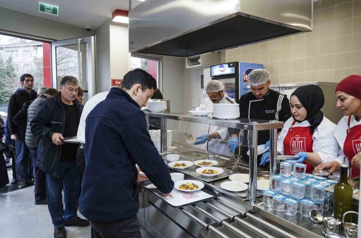 ÜSKÜDAR BELEDİYESİ’NİN İKİNCİ “KENT LOKANTASI” BURHANİYE’DE HİZMET VERMEYE BAŞLADI