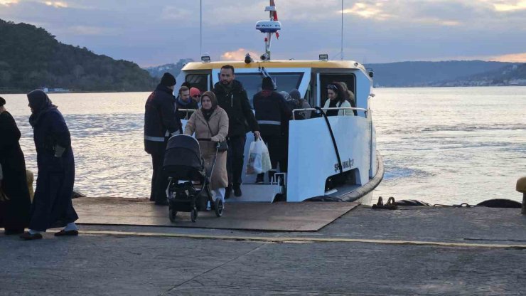 BEYKOZ HALKI ANADOLU KAVAĞI DENİZ DOLMUŞ SEFERLERİNDEN RAHATSIZ