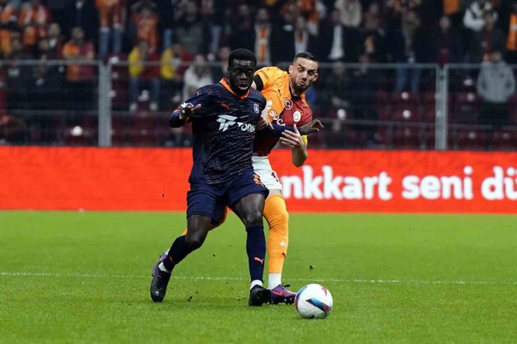 ZİRAAT TÜRKİYE KUPASI: GALATASARAY: 0 - BAŞAKŞEHİR: 1 (İLK YARI)