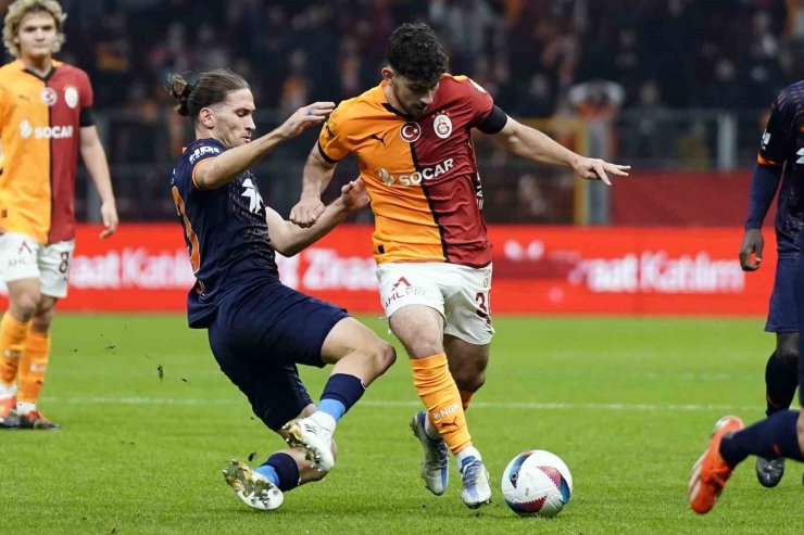 ZİRAAT TÜRKİYE KUPASI: GALATASARAY: 0 - BAŞAKŞEHİR: 1 (İLK YARI)