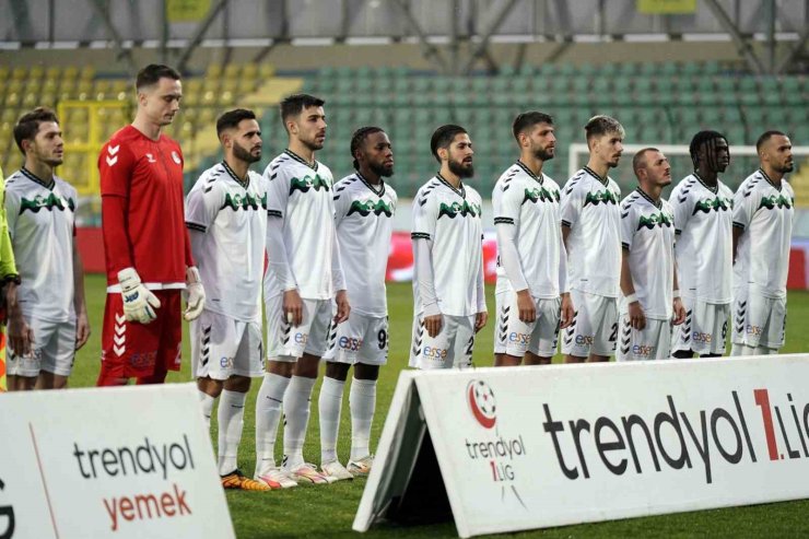 TRENDYOL 1. LİG: ESENLER EROKSPOR: 1 - SAKARYASPOR: 1