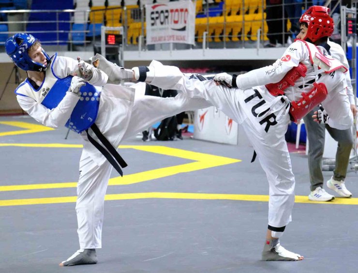 TÜRKİYE BÜYÜKLER TAEKWONDO ŞAMPİYONASI SONA ERDİ