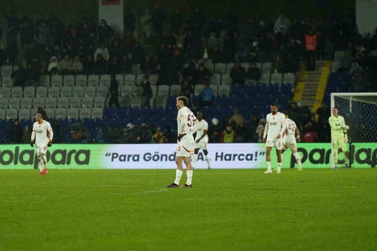 TRENDYOL SÜPER LİG: BAŞAKŞEHİR: 1 - GALATASARAY: 2 (MAÇ SONUCU)