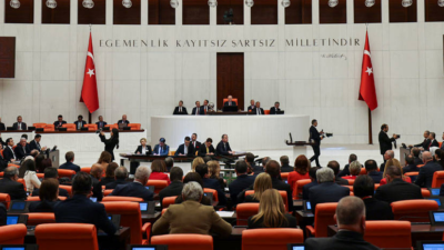 AK Parti, Yükseköğretim Kanunu ve bazı kanunlarda değişiklik öngören 28